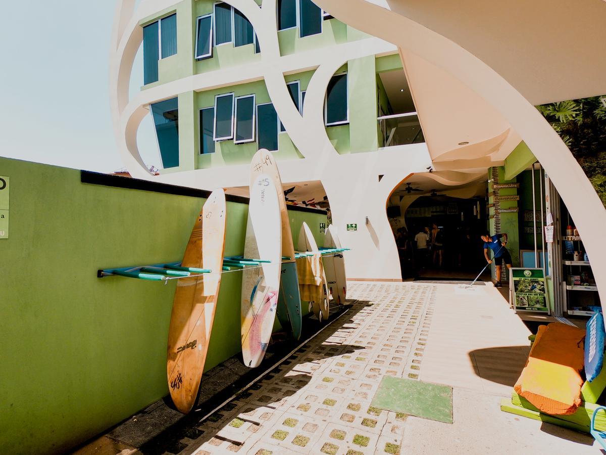 Room2Board Hostel And Surf School Jacó Exteriér fotografie